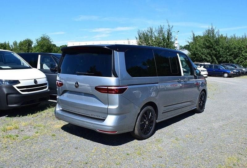 Gebraucht VW Multivan Edition 150 PS (110 kW) 2025 Silber Van / Kleinbus