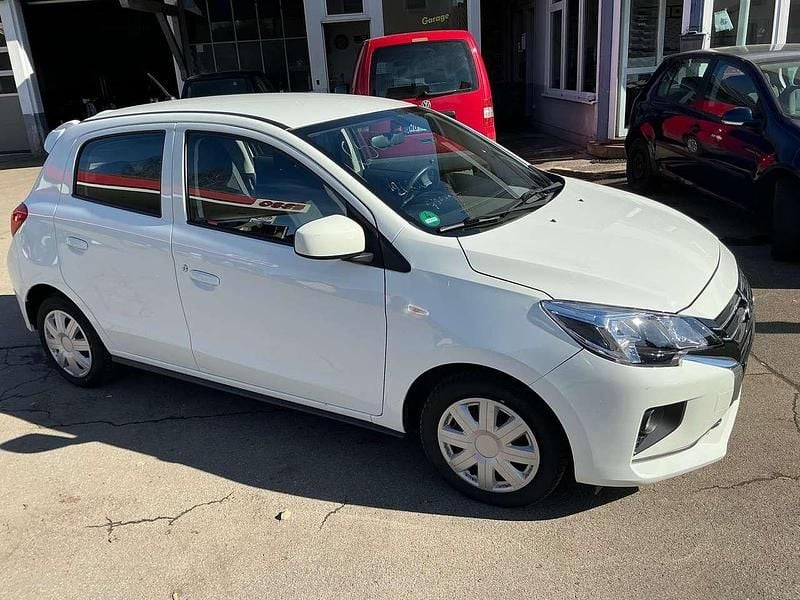 Gebraucht Mitsubishi Space Star Plus 71 PS (52 kW) 2020 Weiß Kleinwagen