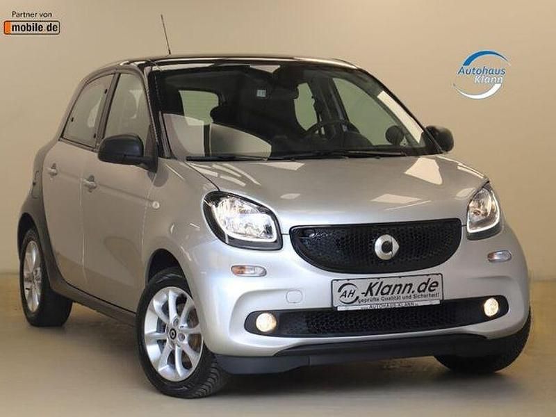 Cool silver (metallic) (metallic) Gebraucht 2019 Smart ForFour Passion Kleinwagen | 11.499 € (Fairer Preis) - Bild 1/4