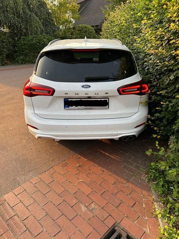 Usata Ford Focus ST-Line 120 CV (88 kW) 2022 Bianco Station wagon
