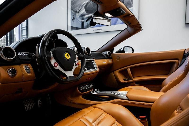 Gebraucht Ferrari California 460 PS (338 kW) 2010 Schwarz Cabrio