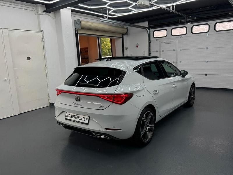 Gebraucht Seat Leon FR 150 PS (110 kW) 2021 Weiß Limousine