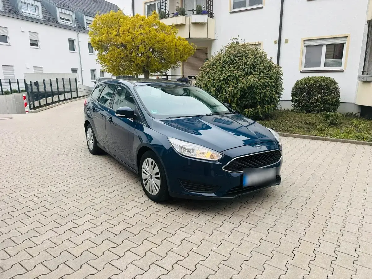 Usata Ford Focus 2017 Blu Station wagon