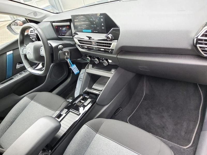 Second-hand Citroën e-C4 Feel 100 kW (136 CP) 2022 Albastru Berlinǎ