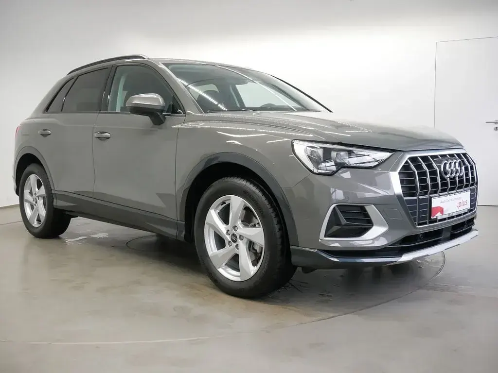 Gebraucht Audi Q3 Advanced Plus 150 PS (110 kW) 2025 Chronosgrau metallic SUV