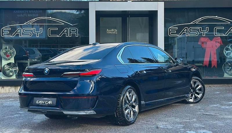 Gebraucht BMW i7 Sport Line 400 kW (544 PS) 2023 Blau Limousine