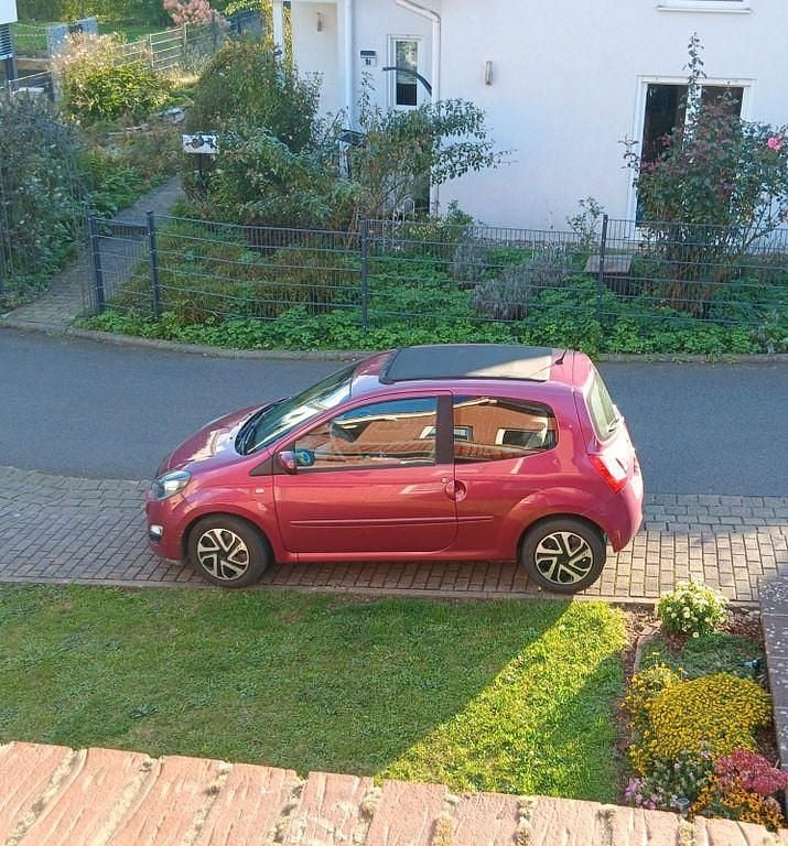 Violett Gebraucht 2012 Renault Twingo Dynamique Kleinwagen | 4.000 € (Fairer Preis) - Bild 1/4