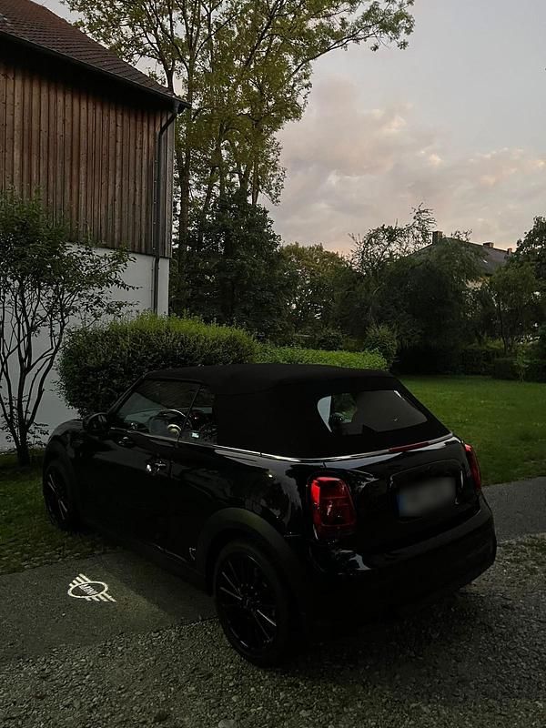 Gebraucht Mini Cooper Cabriolet 136 PS (100 kW) 2023 Schwarz Cabrio