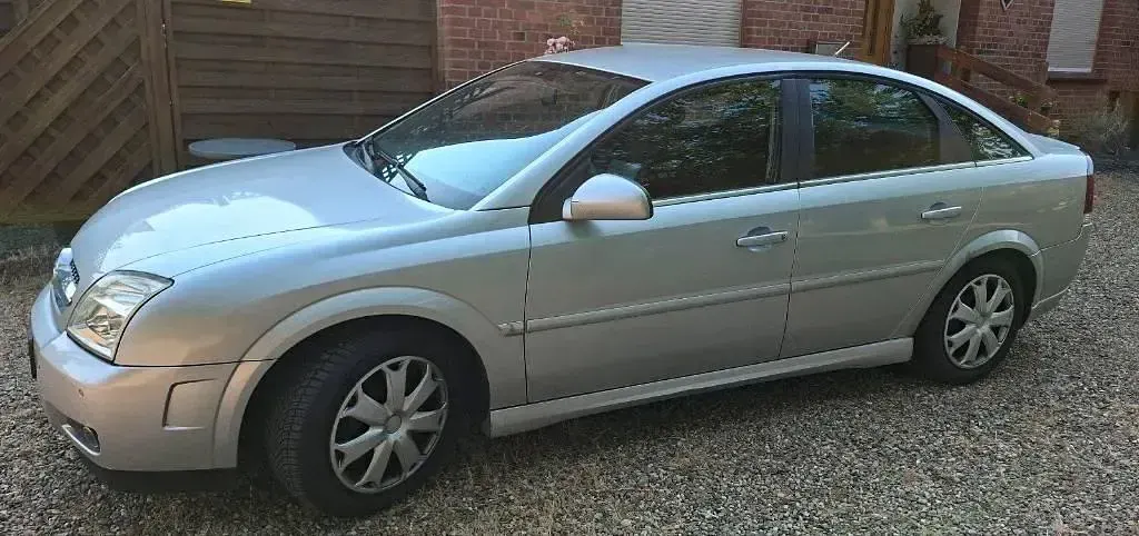 Gebraucht Opel Vectra GTS 122 PS (89 kW) 2003 Silber Limousine