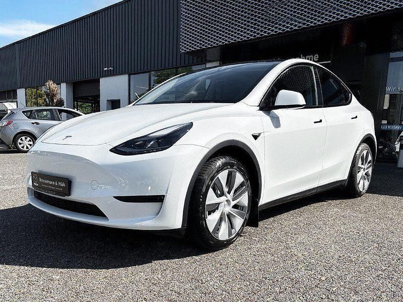 Pearl white multicoat Gebraucht 2024 Tesla Model Y SUV | 40.000 € (Fairer Preis) - Bild 1/4