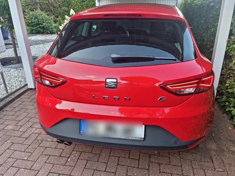 Gebraucht Seat Leon SC FR 125 PS (91 kW) 2016 Rot Kleinwagen