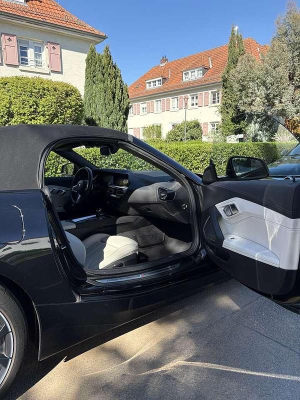 Gebraucht BMW Z4 Sport Line 197 PS (144 kW) 2023 Cabrio