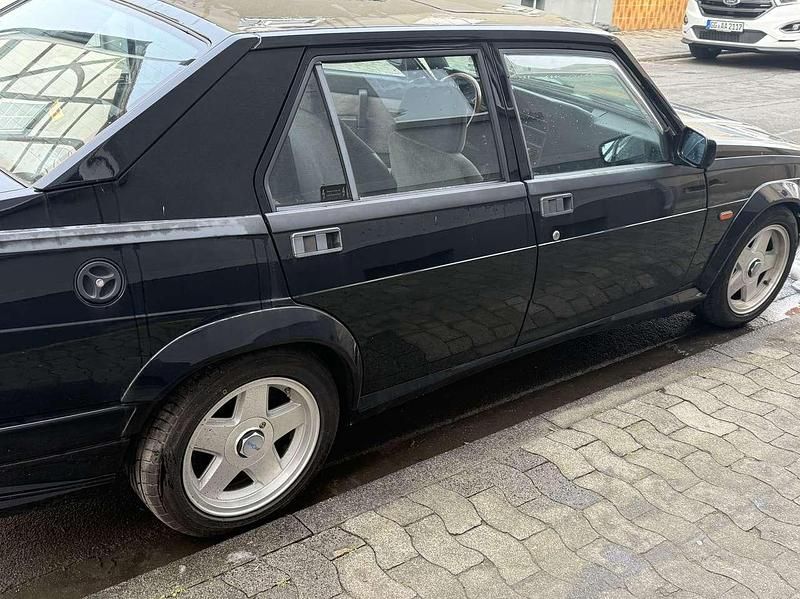 Gebraucht Alfa Romeo 75 145 PS (106 kW) 1990 Limousine