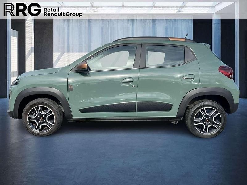 Second-hand Dacia Spring Extreme 47 kW (65 CP) 2024 Verde Hatchback
