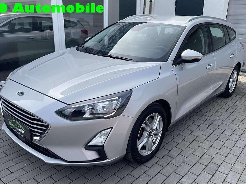 Gebraucht Ford Focus Cool & Connect 120 PS (88 kW) 2020 Polarsilber metallic Kombi