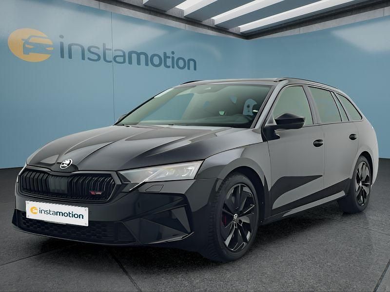 Schwarz Gebraucht 2024 Skoda Octavia RS Kombi | 39.349 € (Fairer Preis) - Bild 1/4