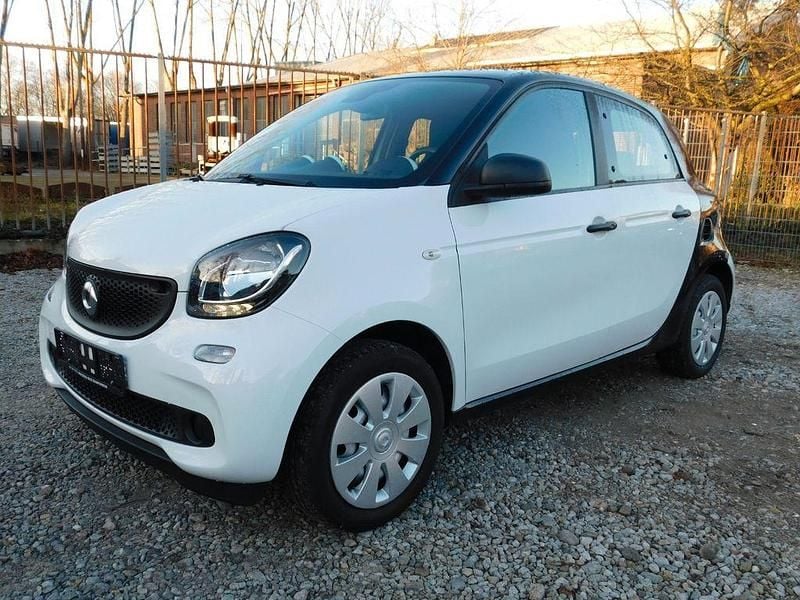 Gebraucht Smart ForFour Basis 71 PS (52 kW) 2016 Schwarz Kleinwagen