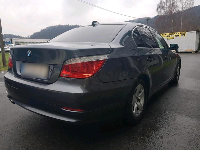 Second-hand BMW 525 196 CP (144 kW) 2008 Berlinǎ