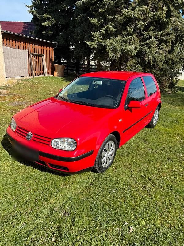 Gebraucht VW Golf IV 75 PS (55 kW) 2001 Rot Kleinwagen