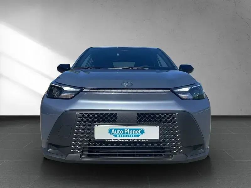 Gebraucht Toyota Aygo X Connect Style 116 PS (85 kW) 2026 Grau SUV