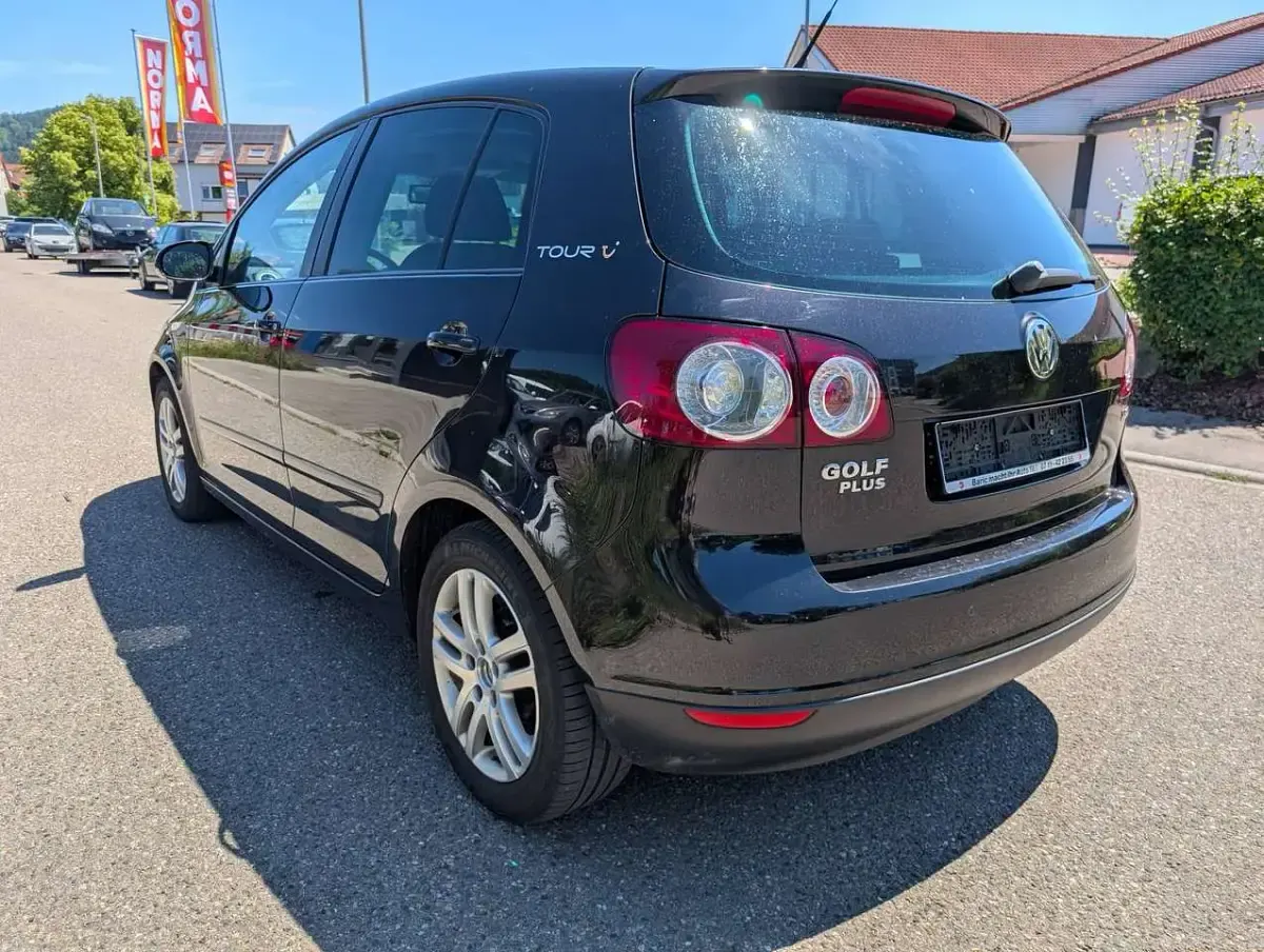 Gebraucht VW Golf V Edition 140 PS (102 kW) 2007 Black magic perleffekt Limousine