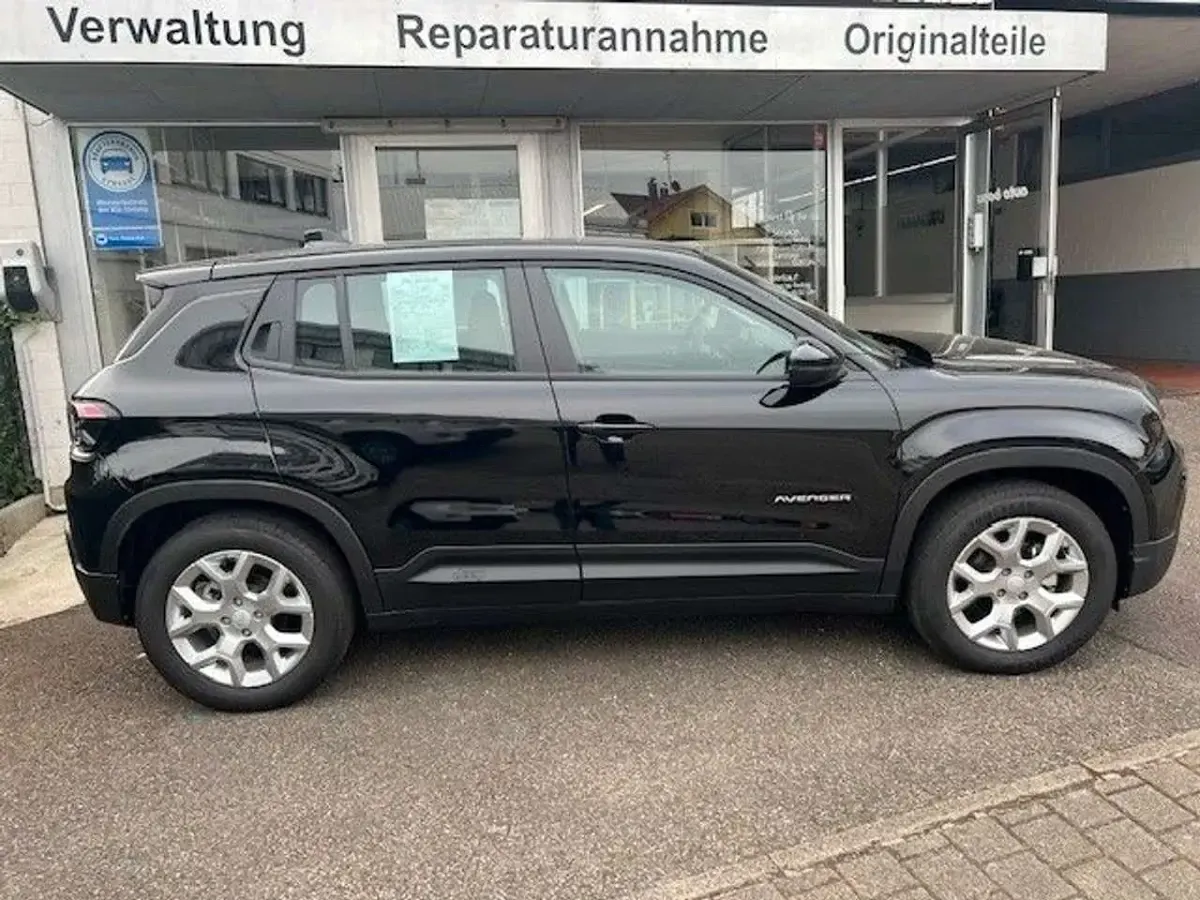Gebraucht Jeep Avenger Altitude 101 PS (74 kW) 2024 Schwarz SUV