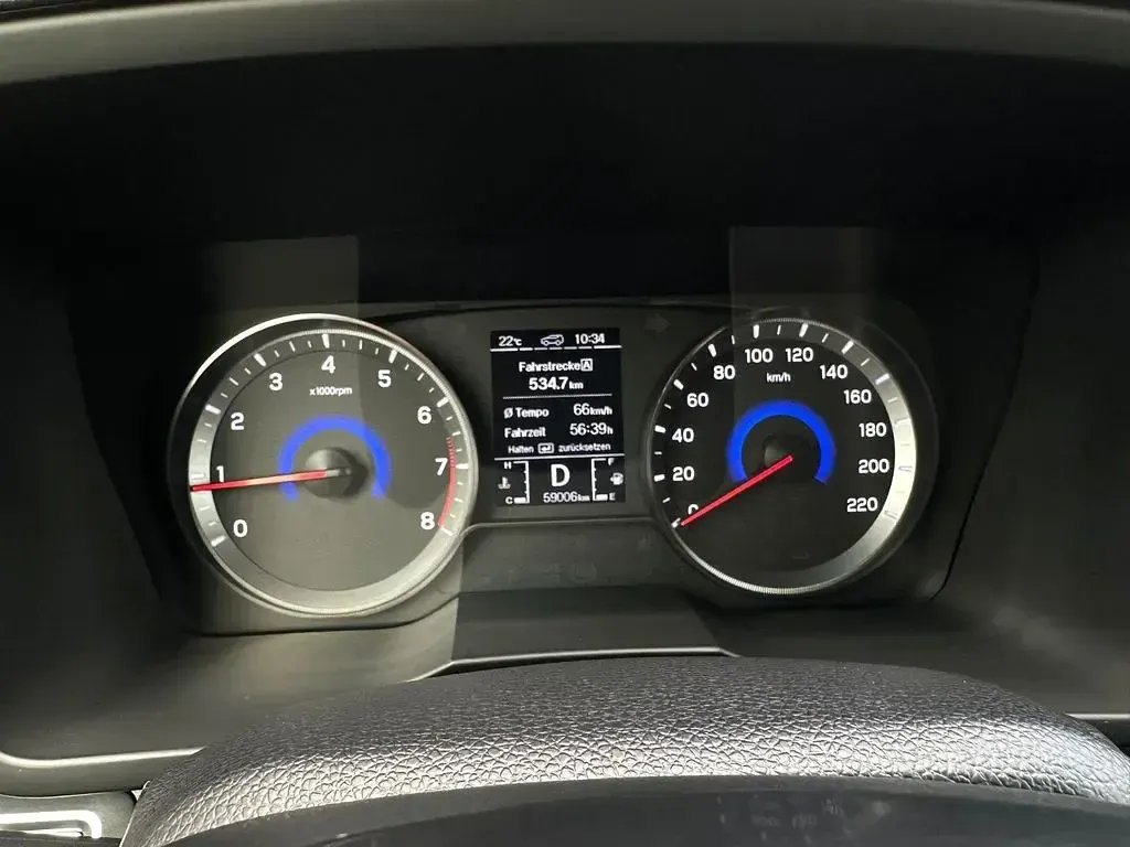 Gebraucht SsangYong Tivoli 163 PS (119 kW) 2021 Grau SUV