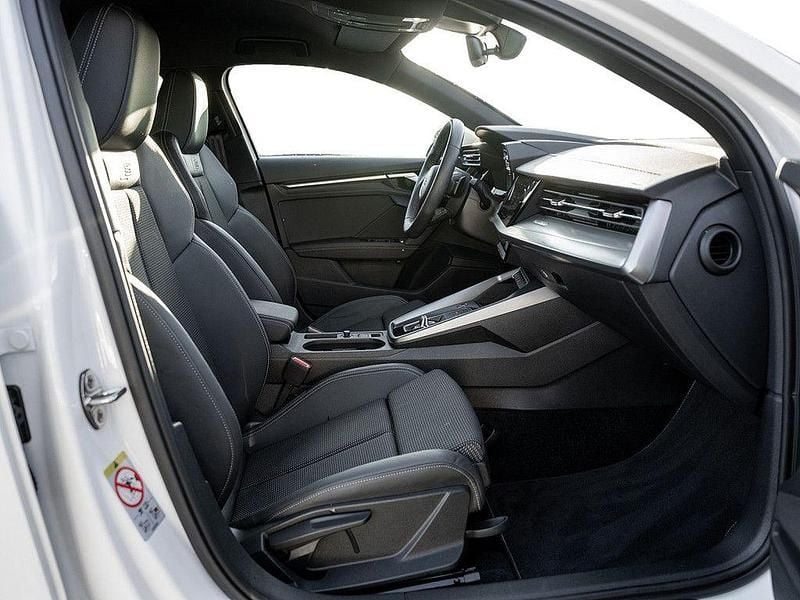 Gebraucht Audi S3 Basis 310 PS (228 kW) 2024 Ibisweiß Limousine