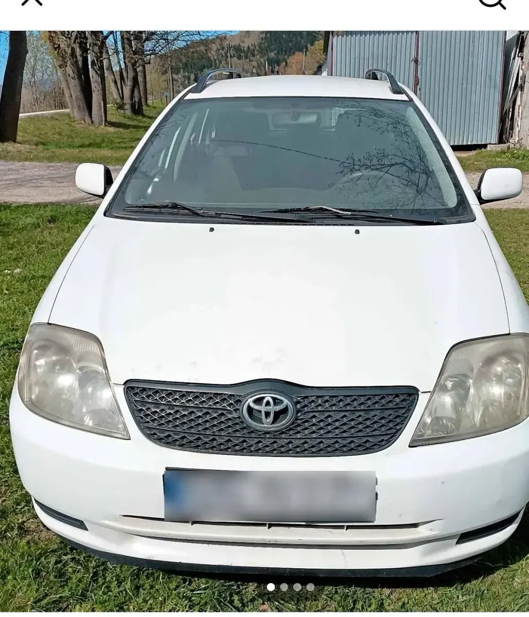 Gebraucht Toyota Corolla 96 PS (70 kW) 2000 Silber Kombi
