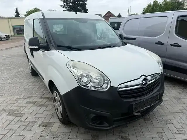 Używany Opel Combo 90 KM (66 kW) 2014 Biały Minivan