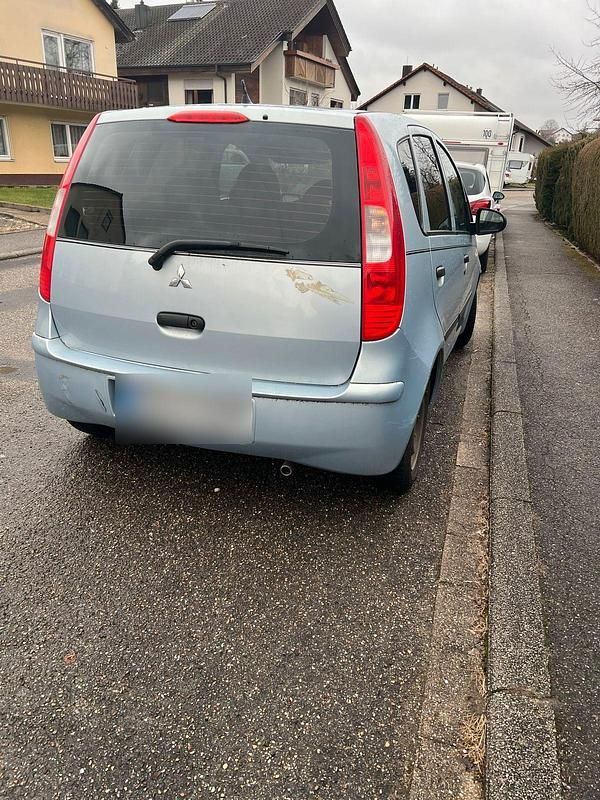 Gebraucht Mitsubishi Colt 95 PS (69 kW) 2005 Blau Kleinwagen