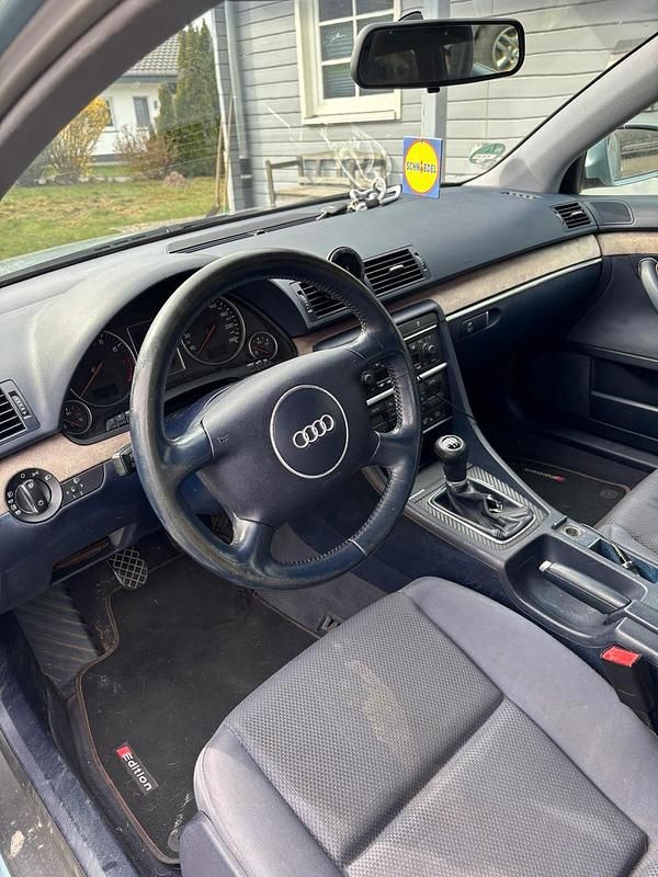 Gebraucht Audi A4 S-Line 130 PS (95 kW) 2002 Blau Kombi