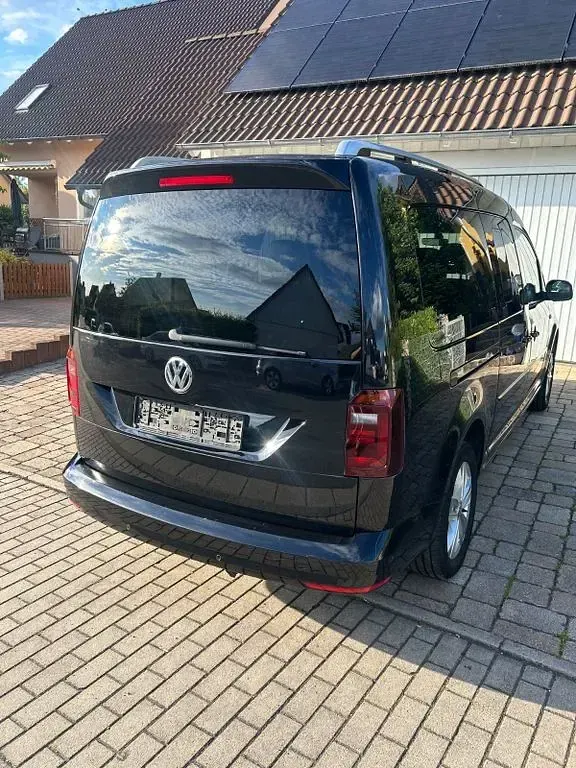 Gebraucht VW Caddy Highline 150 PS (110 kW) 2016 Schwarz Van / Kleinbus