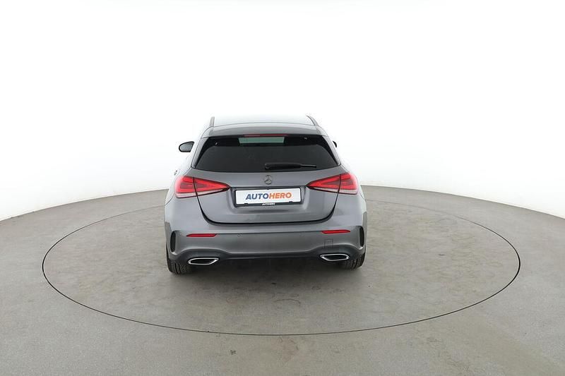 Gebraucht Mercedes A200 163 PS (119 kW) 2019 Grau Limousine