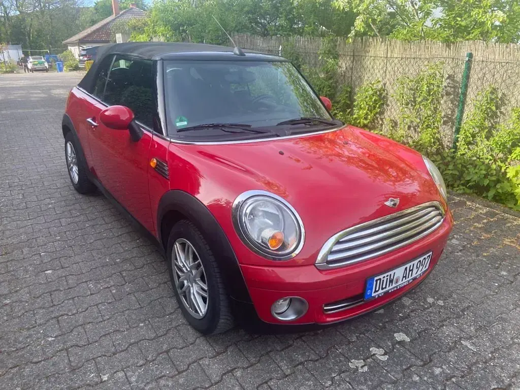 Gebraucht Mini Cooper Cabriolet 122 PS (89 kW) 2009 Rot Cabrio