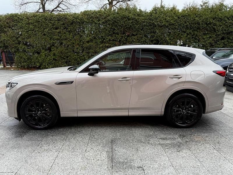 Grau Gebraucht 2022 Mazda CX-60 Homura-Line SUV | 25.980 € - Bild 1/4