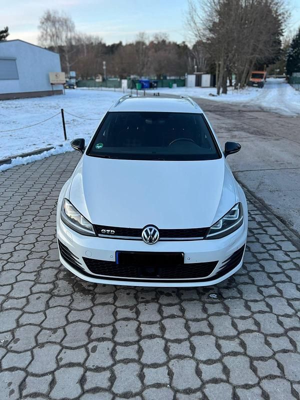 Gebraucht VW Golf VII GTD 184 PS (135 kW) 2017 Weiß Kombi