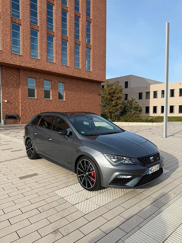 Gebraucht Seat Leon ST CUPRA 300 PS (220 kW) 2018 Grau Kombi
