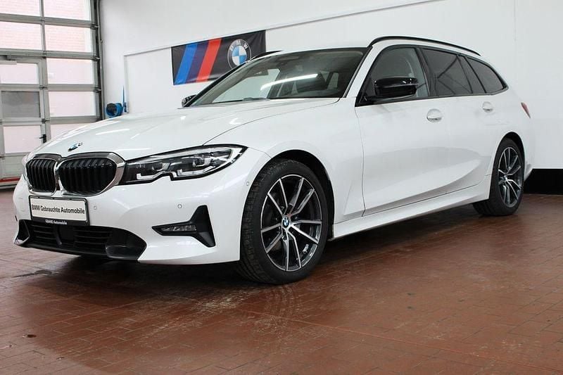 Gebraucht BMW 320 M Sport 190 PS (139 kW) 2020 Weiß Limousine