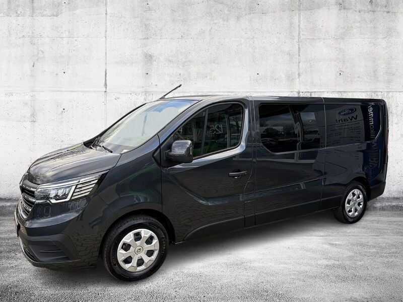 Grau Gebraucht 2024 Renault Trafic Life Van | 34.880 € (Guter Preis) - Bild 1/4