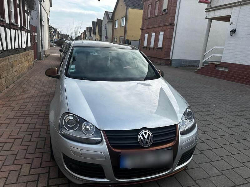 Gebraucht VW Golf V Sport 102 PS (75 kW) 2007 Grau Limousine