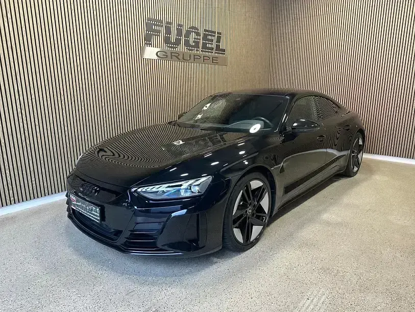 Gebraucht Audi e-tron GT quattro Sport 494 kW (673 PS) 2022 Mythosschwarz metallic Limousine