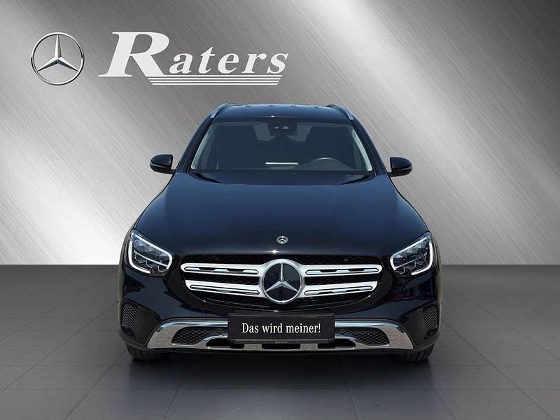 Gebraucht Mercedes GLC220 194 PS (142 kW) 2022 Schwarz SUV