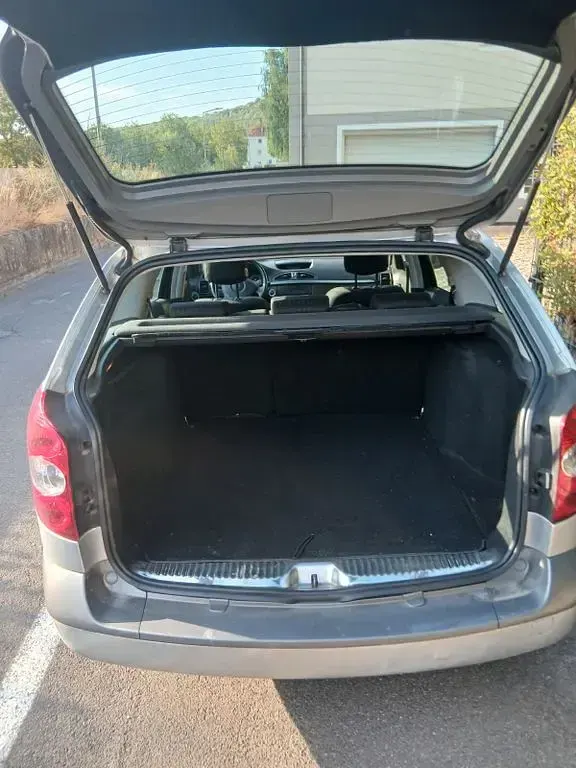 Gebraucht Renault Laguna GrandTour Avantage 135 PS (99 kW) 2006 Silber Kombi