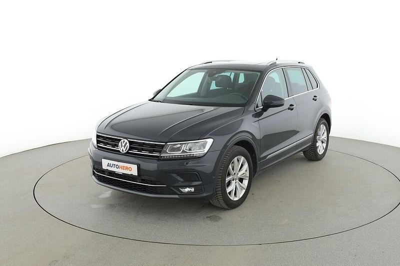 Gebraucht VW Tiguan Highline 150 PS (110 kW) 2020 Grau SUV