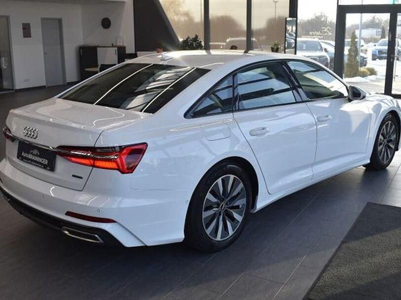 Gebraucht Audi A6 S-Line 204 PS (150 kW) 2021 Ibisweiss Limousine