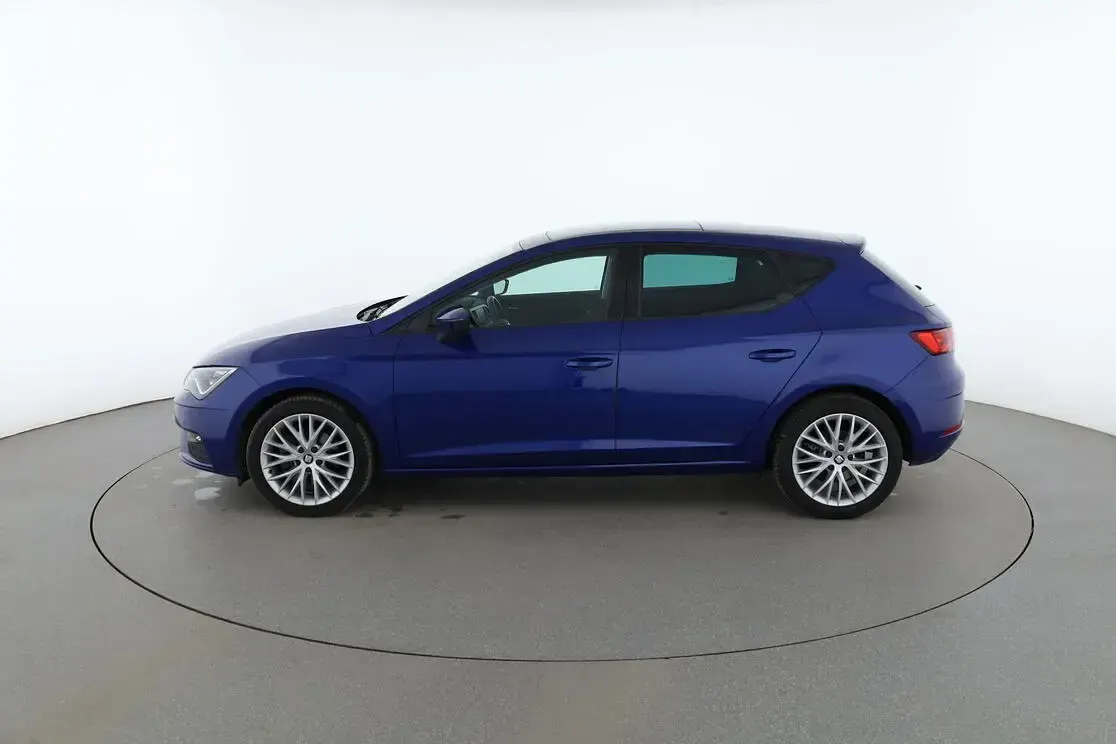 Gebraucht Seat Leon Style 2019 Blau Limousine