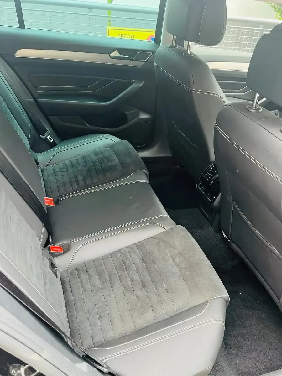 Gebraucht VW Passat Alltrack 190 PS (139 kW) 2020 Schwarz Kombi