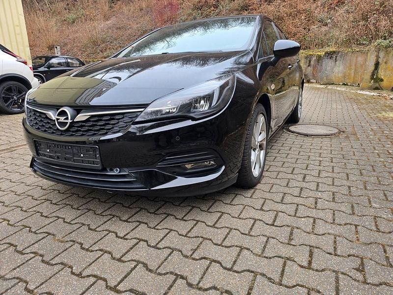 Gebraucht Opel Astra 145 PS (106 kW) 2021 Schwarz Limousine