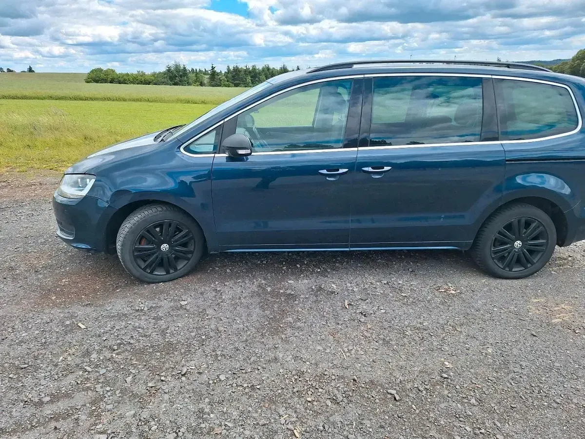 Gebraucht VW Sharan 170 PS (125 kW) 2011 Blau Van / Kleinbus